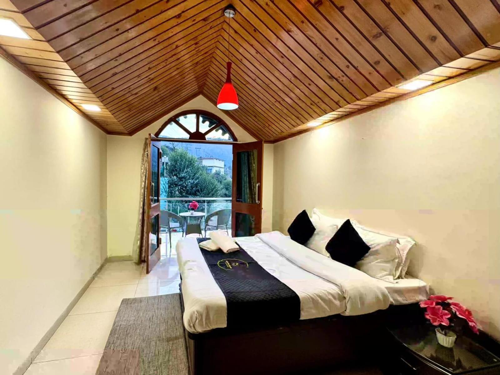 The Summer House Kasauli I Party & Music I Sky Bonfire I Managed By Exotic Stays Exteriör bild